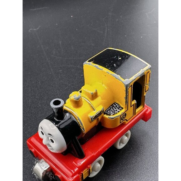 Thomas & Friends Take n Play Along Duncan 2002 Vtg Diecast Train READ Engine - Picture 3 of 12